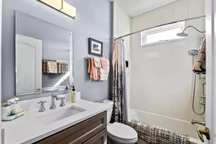 8419 Whispering Woods Ct, Lakewood Ranch, FL 34202 - Photo 32