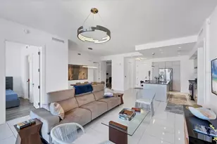 111 S Pineapple Ave, Sarasota, FL 34236 - Photo 4