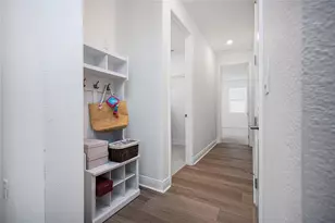 5556 Trevesta Pl, Palmetto, FL 34221 - Photo 16