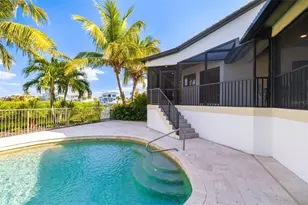 560 Harbor Cove Cir, Longboat Key, FL 34228 - Photo 50