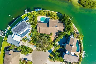 560 Harbor Cove Cir, Longboat Key, FL 34228 - Photo 4