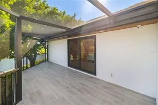 560 Harbor Cove Cir, Longboat Key, FL 34228 - Photo 48