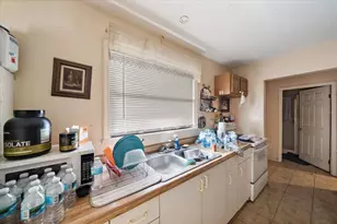 2150 Schwalbe Way, Sarasota, FL 34235 - Photo 18