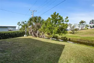 538 Fleetwood St, North Port, FL 34287 - Photo 38