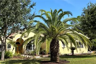 15207 17th Ave E, Bradenton, FL 34212 - Photo 2