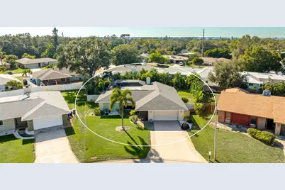 6905 22nd Avenue W, Bradenton, FL 34209 - Photo 4