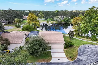 3743 Glen Oaks Manor Drive, Sarasota, FL 34232 - Photo 6