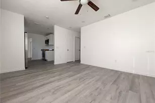 5532 42nd St E, Bradenton, FL 34203 - Photo 10