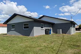 5532 42nd St E, Bradenton, FL 34203 - Photo 2