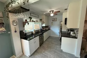 1020 36th St W, Bradenton, FL 34205 - Photo 18