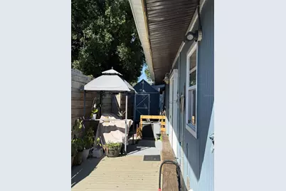 1020 36th Street W, Bradenton, FL 34205 - Photo 40