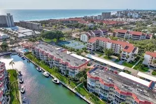 1250 N Portofino Dr, Sarasota, FL 34242 - Photo 18