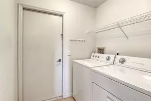 4177 Westbourne Cir, Sarasota, FL 34238 - Photo 28