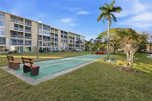 3531 Lake Bayshore Dr, Bradenton, FL 34205 - Photo 36