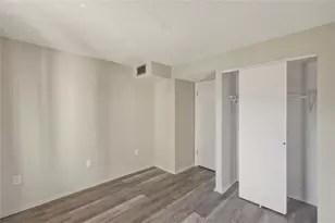 3531 Lake Bayshore Dr, Bradenton, FL 34205 - Photo 22