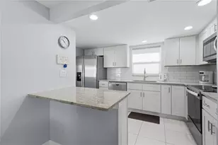 6150 Midnight Pass Rd, Sarasota, FL 34242 - Photo 12