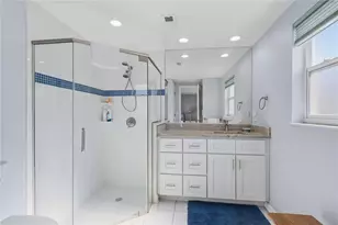 6150 Midnight Pass Rd, Sarasota, FL 34242 - Photo 20