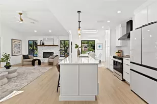 3651 Country Pl Blvd, Sarasota, FL 34233 - Photo 12