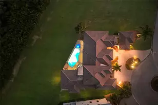 9816 2nd Terrace NW, Bradenton, FL 34209 - Photo 4