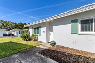 1815 Roxane Way, Sarasota, FL 34235 - Photo 4