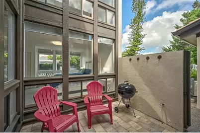 800 S Blvd Of Presidents #12, Sarasota, FL 34236 - Photo 4