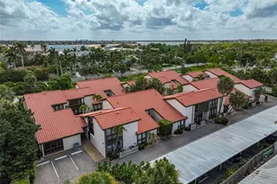 800 S Blvd Of Presidents, Sarasota, FL 34236 - Photo 38