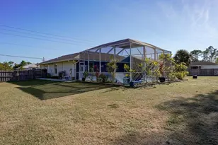 3357 N Chamberlain Blvd, North Port, FL 34286 - Photo 6