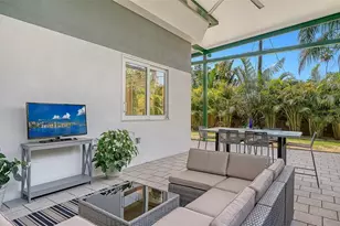2254 Hawthorne St, Sarasota, FL 34239 - Photo 38