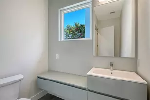 2254 Hawthorne St, Sarasota, FL 34239 - Photo 50