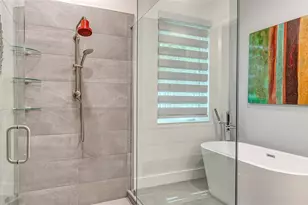 2254 Hawthorne St, Sarasota, FL 34239 - Photo 26