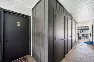 3227 Beneva Rd, Sarasota, FL 34232 - Photo 4