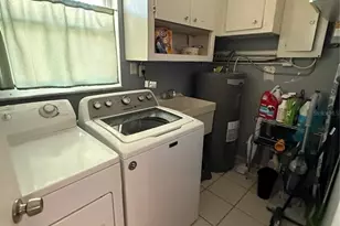 819 S Gondola Dr, Venice, FL 34293 - Photo 24