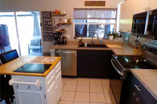 6104 65th Ct E, Palmetto, FL 34221 - Photo 14