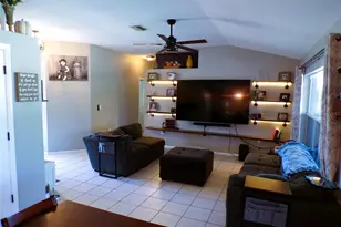 6104 65th Ct E, Palmetto, FL 34221 - Photo 6