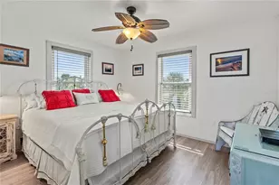 6250 Holmes Blvd, Holmes Beach, FL 34217 - Photo 34