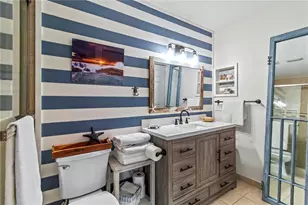 6250 Holmes Blvd, Holmes Beach, FL 34217 - Photo 44