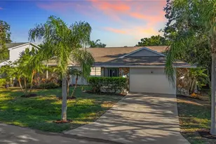 4779 Maid Marian Ln, Sarasota, FL 34232 - Photo 1