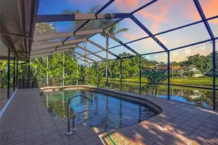 4779 Maid Marian Ln, Sarasota, FL 34232 - Photo 2
