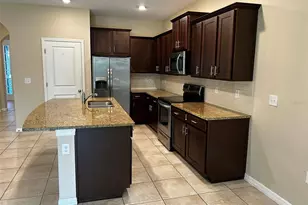 6517 Serenity Fall Ln, Sarasota, FL 34240 - Photo 6