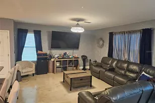 5330 San Palermo Dr, Bradenton, FL 34208 - Photo 2