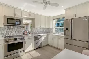 4350 Chatham Dr, Longboat Key, FL 34228 - Photo 12