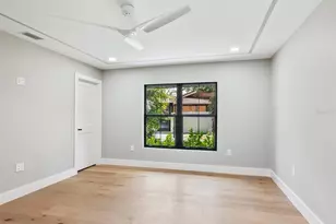 180 Lookout Point Dr, Osprey, FL 34229 - Photo 28