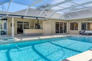 10515 Cheval Pl, Bradenton, FL 34202 - Photo 4