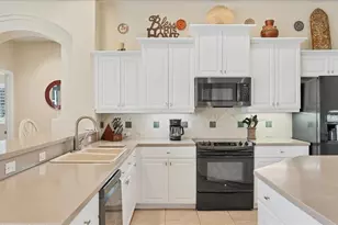 10515 Cheval Pl, Bradenton, FL 34202 - Photo 18