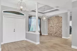 16806 5th Terrace NE, Bradenton, FL 34212 - Photo 4