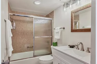 1250 N Portofino Drive #303, Sarasota, FL 34242 - Photo 14