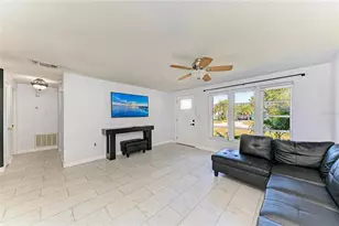 3350 Bailey St, Sarasota, FL 34237 - Photo 6