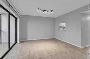 1508 Pelican Cove Rd, Sarasota, FL 34231 - Photo 18