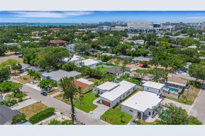 2069 Hibiscus Street, Sarasota, FL 34239 - Photo 48