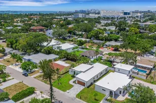 2069 Hibiscus St, Sarasota, FL 34239 - Photo 48